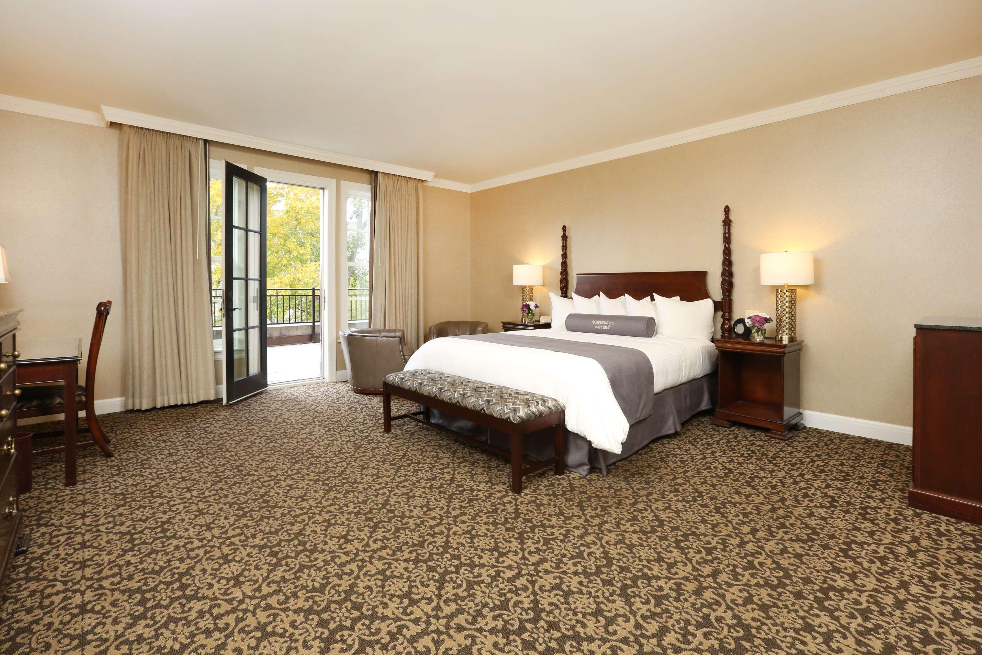Royal Park Hotel Rochester Buitenkant foto