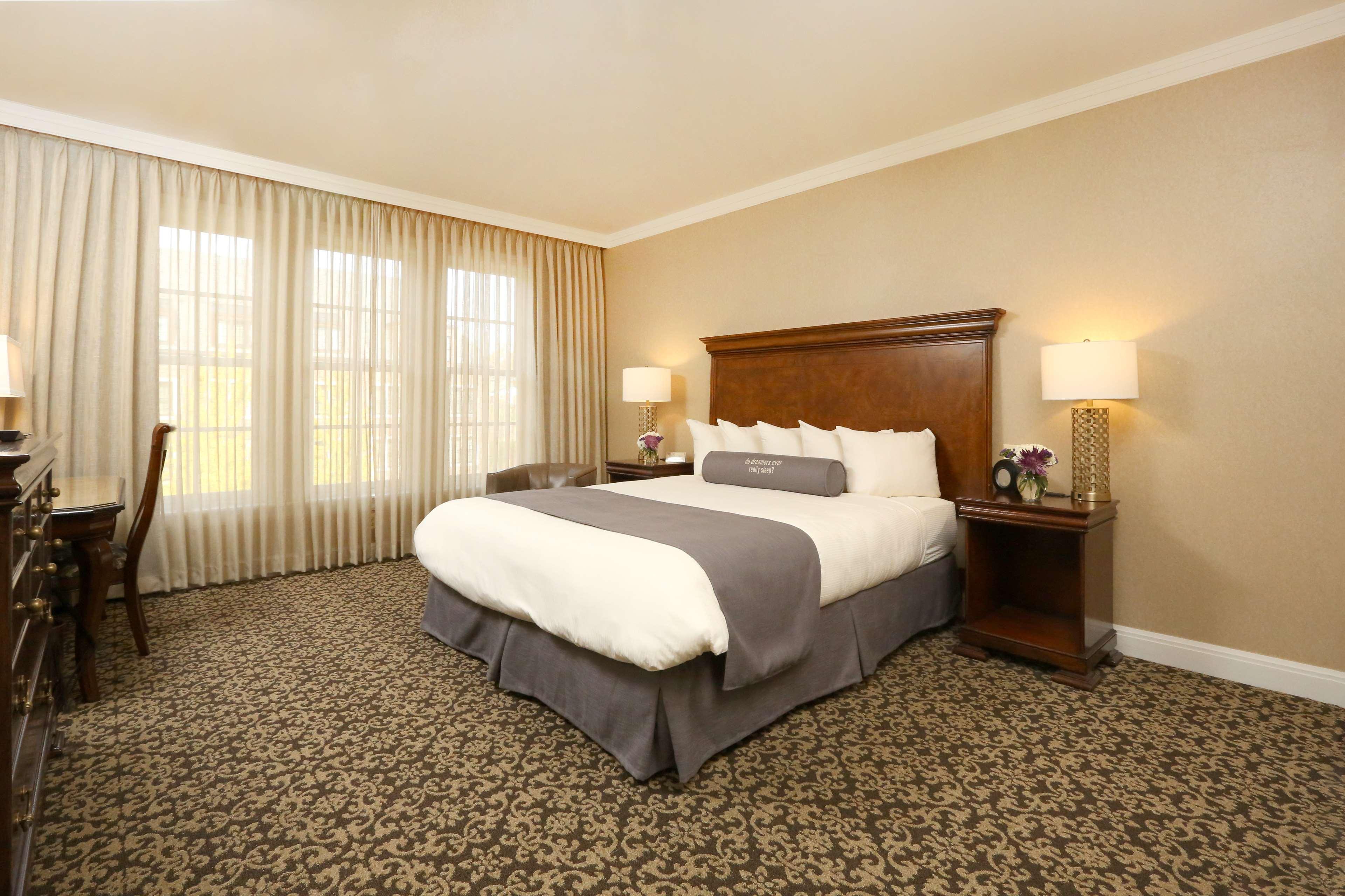 Royal Park Hotel Rochester Buitenkant foto